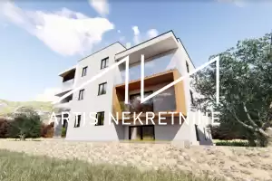 BRODARICA - ŠIBENIK - DVOSOBAN STAN 90 m OD MORA - 2. KAT - POGLED NA MORE