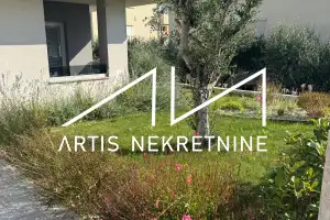 Dugoročni najam, dvosoban stan, potpuno namješteno, Borik, Zadar