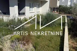 Dugoročni najam, dvosoban stan, potpuno namješteno, Borik, Zadar