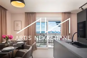 LONG TERM RENTAL, LUXURY 3-BEDROOM APARTMENT, ROOF TERRACE, JACUZZI, VIEW