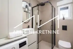 LONG TERM RENTAL, LUXURY 3-BEDROOM APARTMENT, ROOF TERRACE, JACUZZI, VIEW