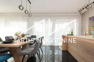 MODERNA VILA S BAZENOM 60 m OD MORA - PRIVLAKA (ZADAR)