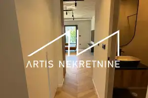 NOVO! DUGOROČNI NAJAM -ODLIČNA LOKACIJA - 250 m OD MORA -MODERNO