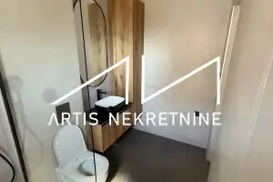 NOVO! DUGOROČNI NAJAM -ODLIČNA LOKACIJA - 250 m OD MORA -MODERNO