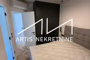 NOVO! DUGOROČNI NAJAM -ODLIČNA LOKACIJA - 250 m OD MORA -MODERNO