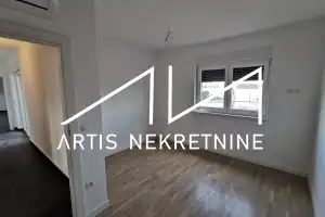 TROSOBAN PENTHOUSE S BAZENOM - ZADAR, BELAFUŽA