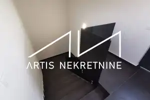 TROSOBAN PENTHOUSE S BAZENOM - ZADAR, BELAFUŽA