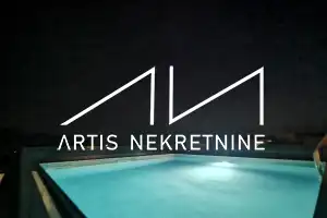 TROSOBAN PENTHOUSE S BAZENOM - ZADAR, BELAFUŽA