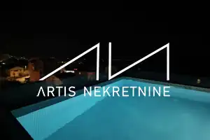 TROSOBAN PENTHOUSE S BAZENOM - ZADAR, BELAFUŽA