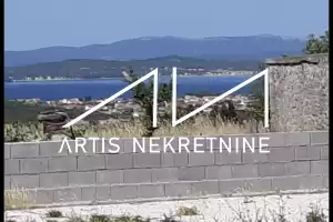 SUKOŠAN - DEBELJAK - GRAĐEVINSKO ZEMLJIŠTE 1699 m2