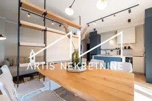 ZADAR, LUKSUZAN PENTHOUSE, MIRNA LOKACIJA, KROVNA TERASA, POGLED NA MORE, MODERNO NAMJEŠTEN I OPREMLJEN