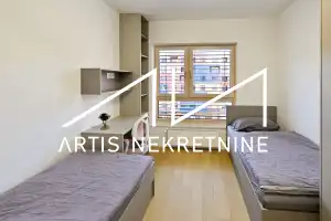 Three-bedroom apartment on the 4th floor of a high-quality new-build development with 2 garage parking spaces – Črnomerec, Zagreb