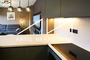 Three-bedroom apartment on the 4th floor of a high-quality new-build development with 2 garage parking spaces – Črnomerec, Zagreb