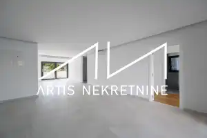 VINJERAC, PROSTRANI APARTMAN PRVI RED DO MORA S BAZENOM