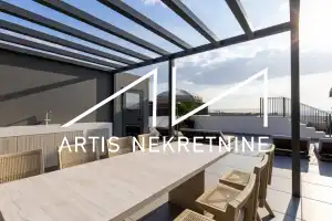 Three-Bedroom Penthouse with Breathtaking Sea & Mountain Views, Vinjerac – Only 30 m from the Sea!