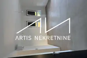 ZADAR, BORIK – MOVE-IN READY | 2-BEDROOM APARTMENT + LOGGIA + ELEVATOR + 2 PARKING SPACES