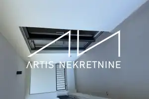 ZADAR, BORIK – MOVE-IN READY | 2-BEDROOM APARTMENT + LOGGIA + ELEVATOR + 2 PARKING SPACES