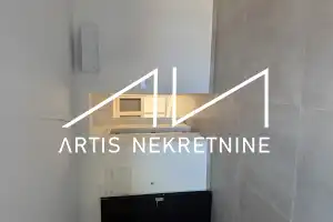 ZADAR, BORIK – MOVE-IN READY | 2-BEDROOM APARTMENT + LOGGIA + ELEVATOR + 2 PARKING SPACES
