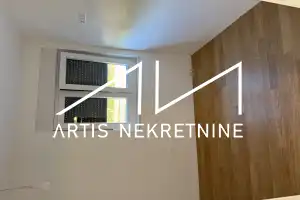 ZADAR, BORIK – MOVE-IN READY | 2-BEDROOM APARTMENT + LOGGIA + ELEVATOR + 2 PARKING SPACES