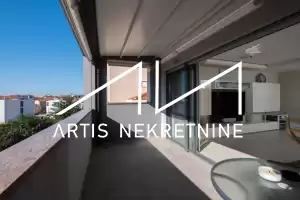 ZADAR - LUKSUZNA MODERNA VILA - 330 m2