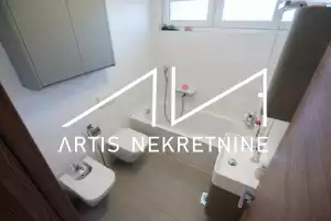 ZADAR - LUKSUZNA MODERNA VILA - 330 m2