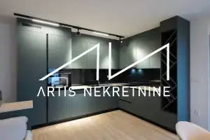 TOP LOCATION IN ZADAR (MOCIRE) THREE BEDROOM + LIVING ROOM APARTMENT WITH ROOF TERRACE