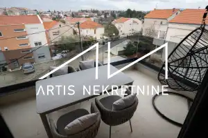 TOP LOCATION IN ZADAR (MOCIRE) THREE BEDROOM + LIVING ROOM APARTMENT WITH ROOF TERRACE
