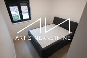 TOP LOCATION IN ZADAR (MOCIRE) THREE BEDROOM + LIVING ROOM APARTMENT WITH ROOF TERRACE