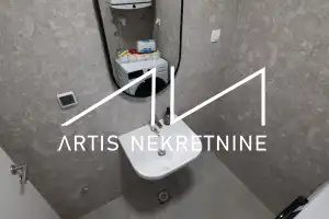 TOP LOCATION IN ZADAR (MOCIRE) THREE BEDROOM + LIVING ROOM APARTMENT WITH ROOF TERRACE