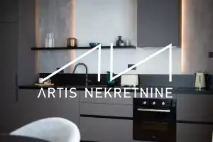 Zadar- useljivo - moderan dvosoban stan , 1. kat, pogled. Namješteno!