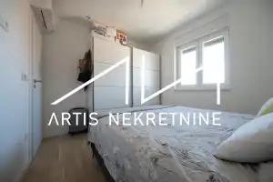 Zadar; Vidikovac: Namješten i useljiv dvosoban stan s pogledom! 1. kat