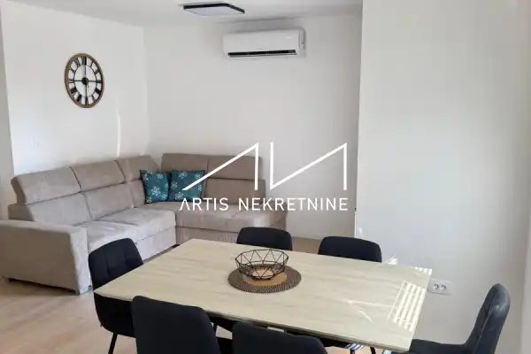 Dugoročni najam, dvosoban stan, potpuno namješteno, Borik, Zadar