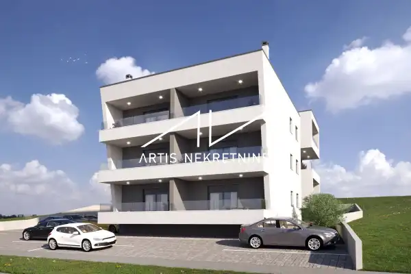 Dvosoban stan S2 Zadar, Belafuža/Maslina, visoko prizemlje s vrtom